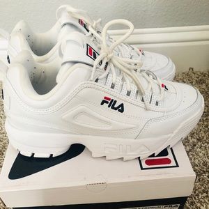 FILA Sneakers